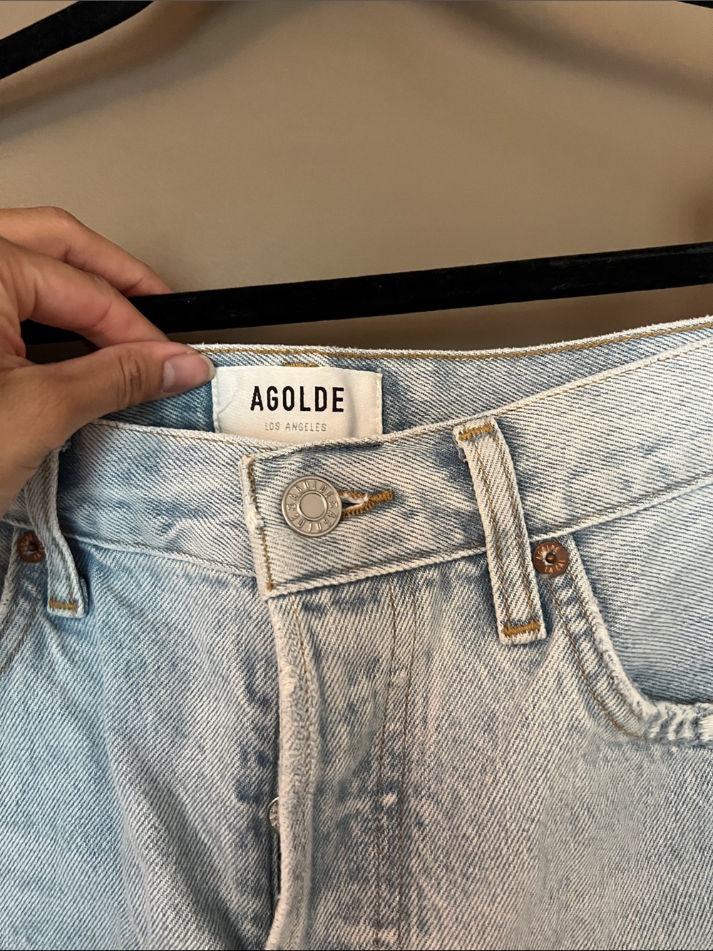 AGOLDE Dee Cotton Denim Cutoff Shorts in Jinx - Size 27 - Picture 3 of 13